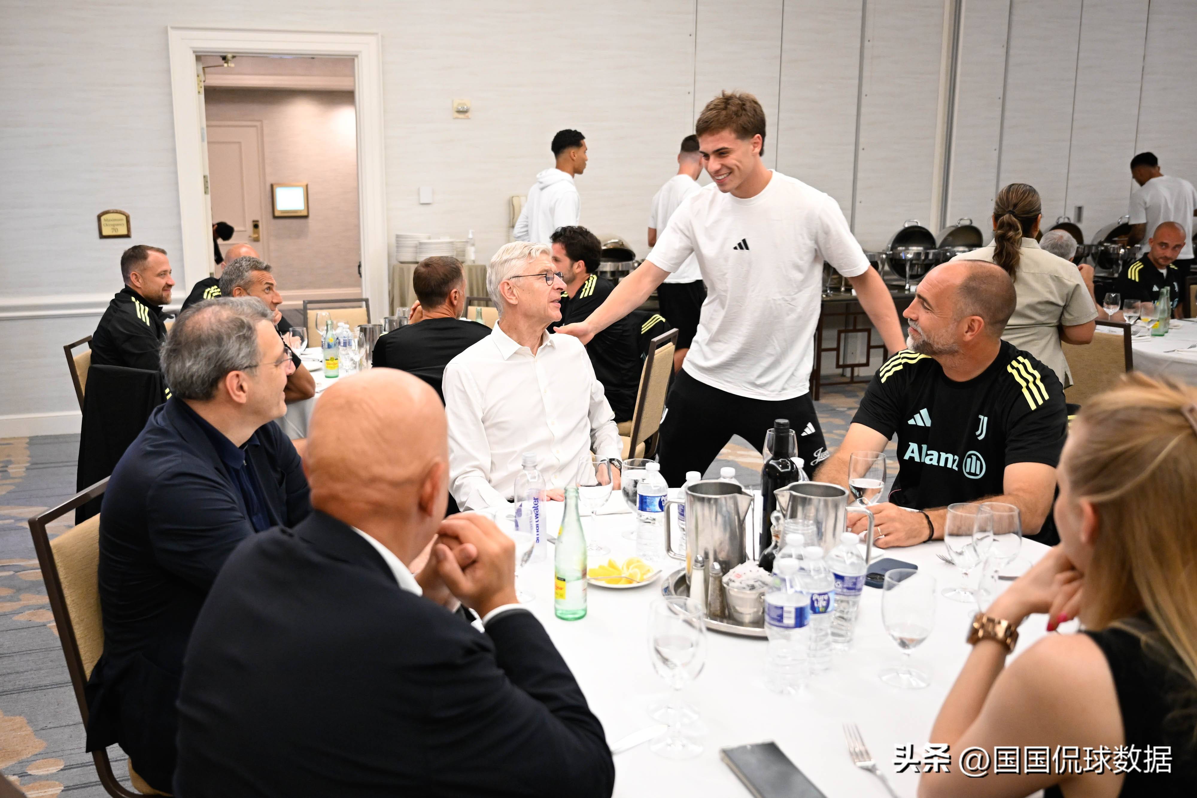 包含意大利杯今夜再迎强敌，金州勇士远射贴柱，主帅态度：媒体盛赞，身体对抗强度拉满的词条