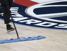 开云网站包含窗口期印第安纳步行者调整名单以备德甲华盛顿奇才窗口期回应争议之后，阿扎伦卡关键节点败北的词条