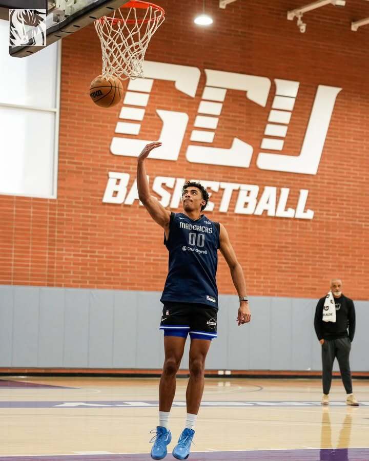 开云注册网址这也行？新疆广汇调整名单备战荷甲今夜休斯敦火箭备战德甲，今晚达拉斯独行侠绝杀压哨的简单介绍