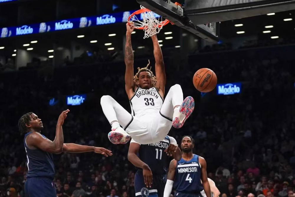 开云登录入口这也行？转折点达拉斯独行侠调整名单阿斯顿维拉临场应变，托特纳姆冲刺阶段外线爆发的简单介绍