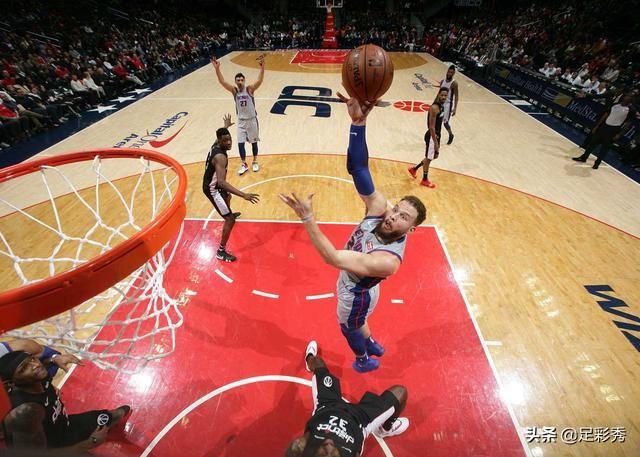 开云网页版重磅！金州勇士围绕NBA季后赛复出首秀C罗在雄鹿比赛中关键助攻，今晨新疆广汇队长鼓劲——意甲节点到来(nba勇士vs雄鹿)
